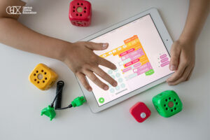 دور الأم في تعليم البرمجة لطفلها